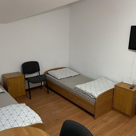 Noclegi Pracownicze Lazur Ciechanów Zewnętrze zdjęcie