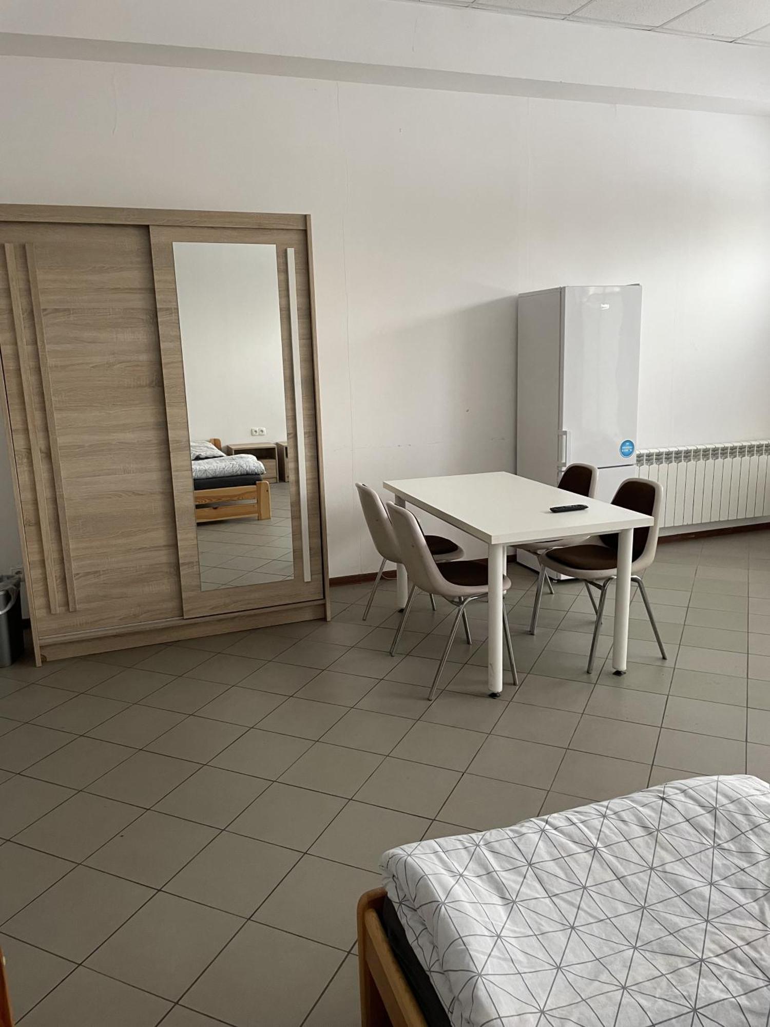 Noclegi Pracownicze Lazur Ciechanów Zewnętrze zdjęcie