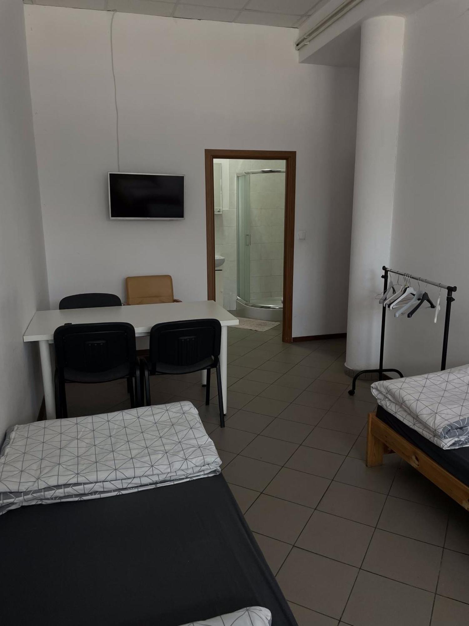 Noclegi Pracownicze Lazur Ciechanów Zewnętrze zdjęcie